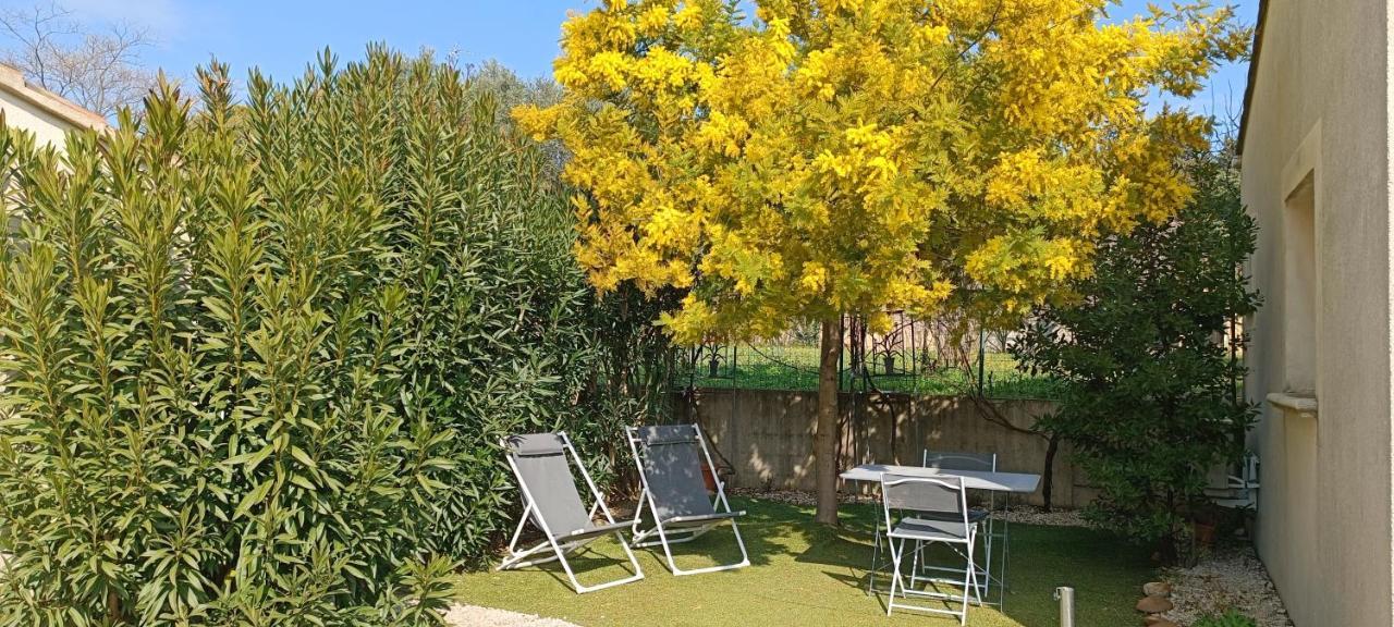 Au Bon Pénéquet - Gîte Pujaut Esterno foto